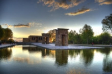 <a href="http://commons.wikimedia.org/wiki/File:Templo_de_Debod_%28Madrid%29_28.jpg" target="_blank">Templo de Debod, Madrid</a>