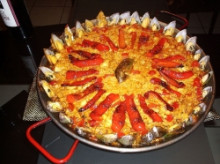 Paella, plato de cocina tradicional de Espa&ntilde;a